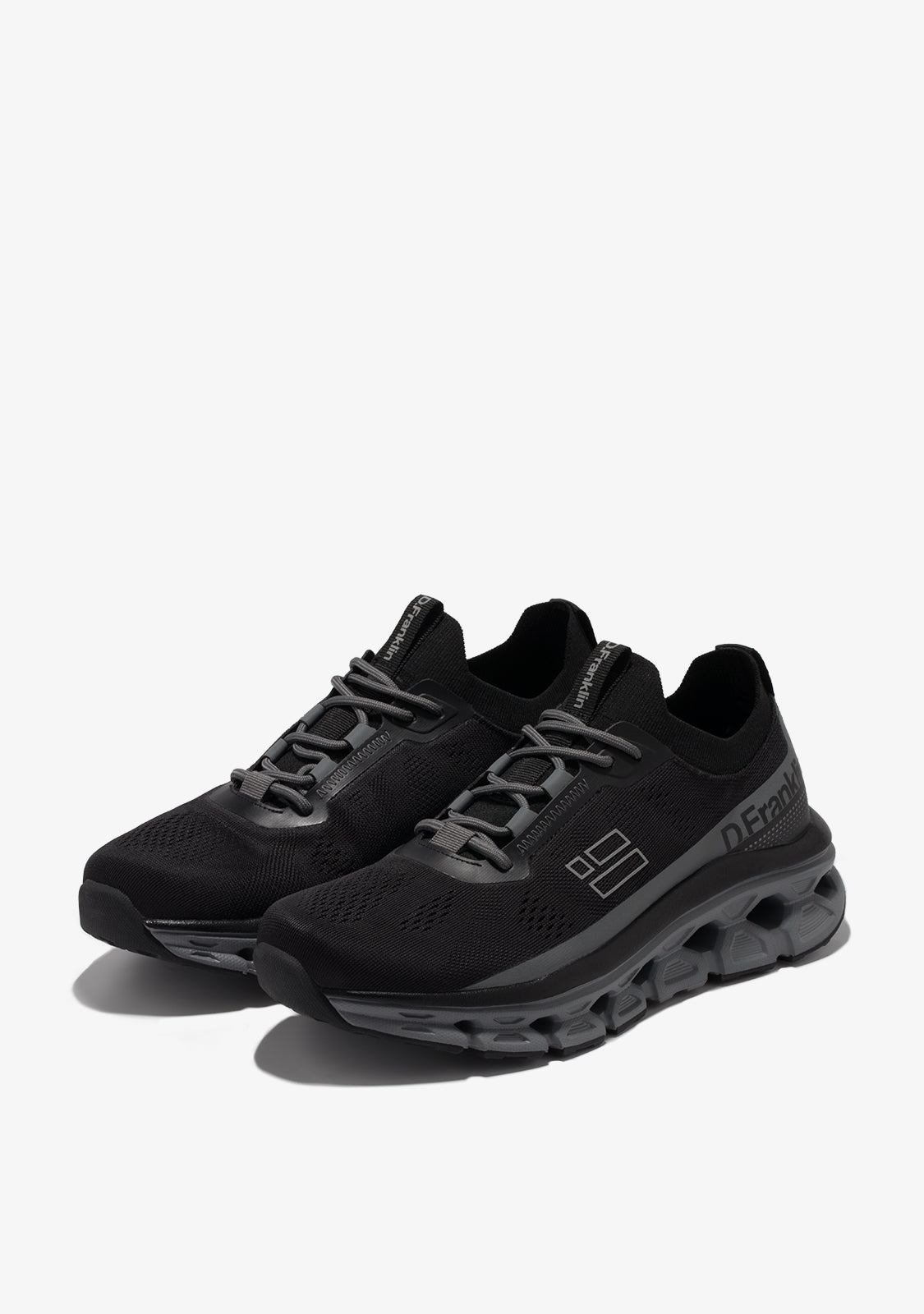 Black Aero Men sneakers with breathable mesh exterior and chunky cushioned sole