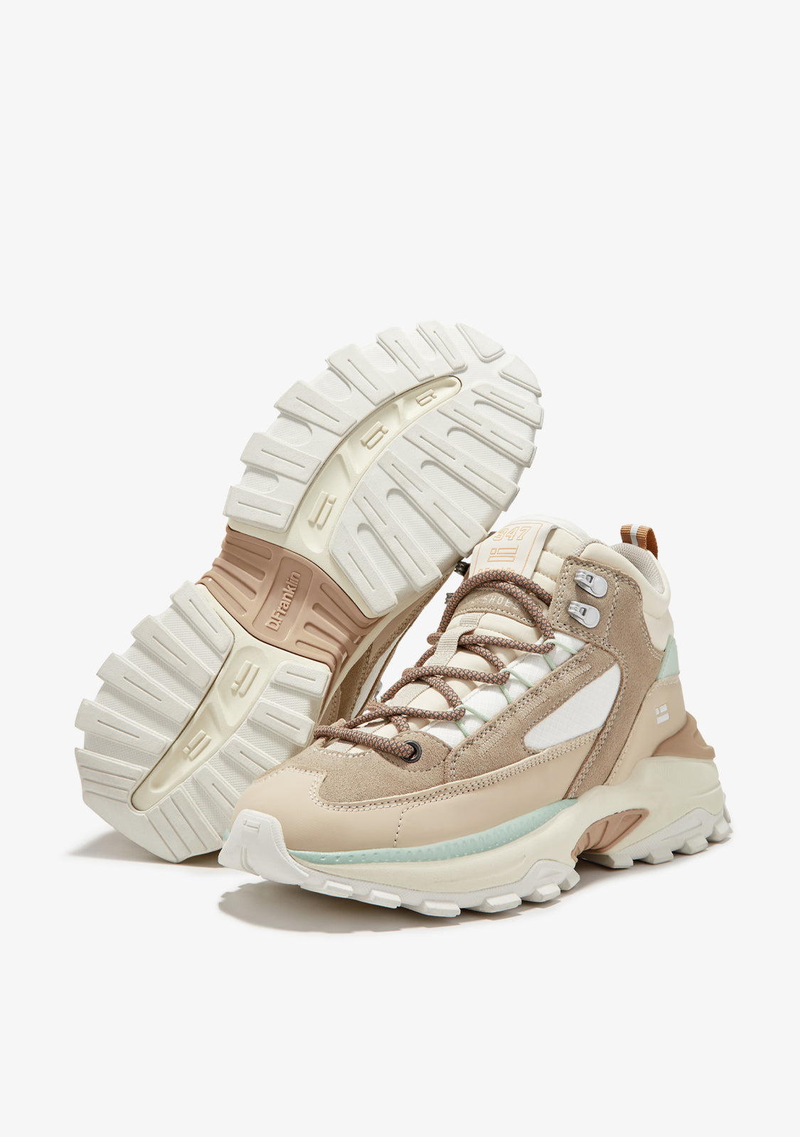 347 Hike Beige