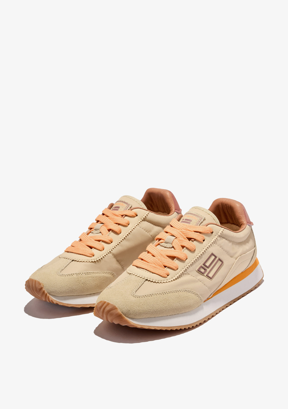 Vantage 76 Beige / Orange