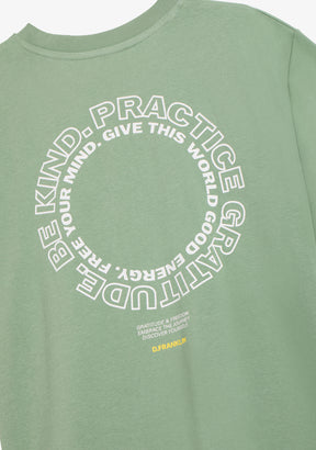 Be Kind T-Shirt Sage Green