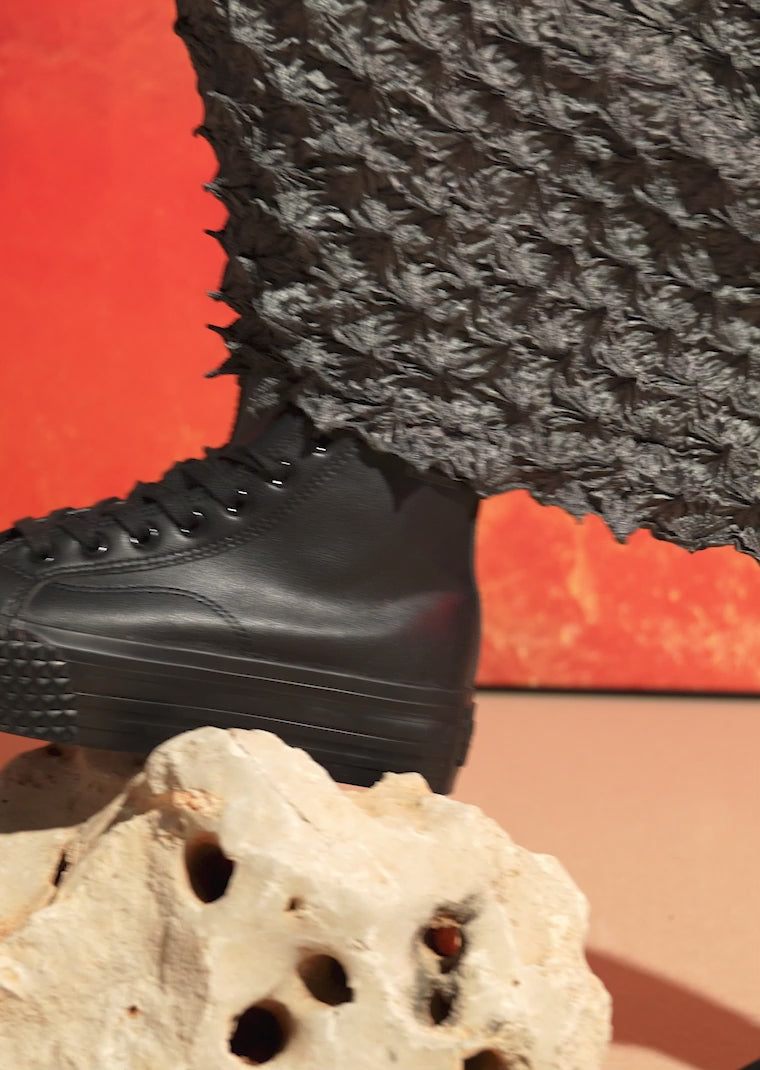 Charger la vidéo : Triple Med Black