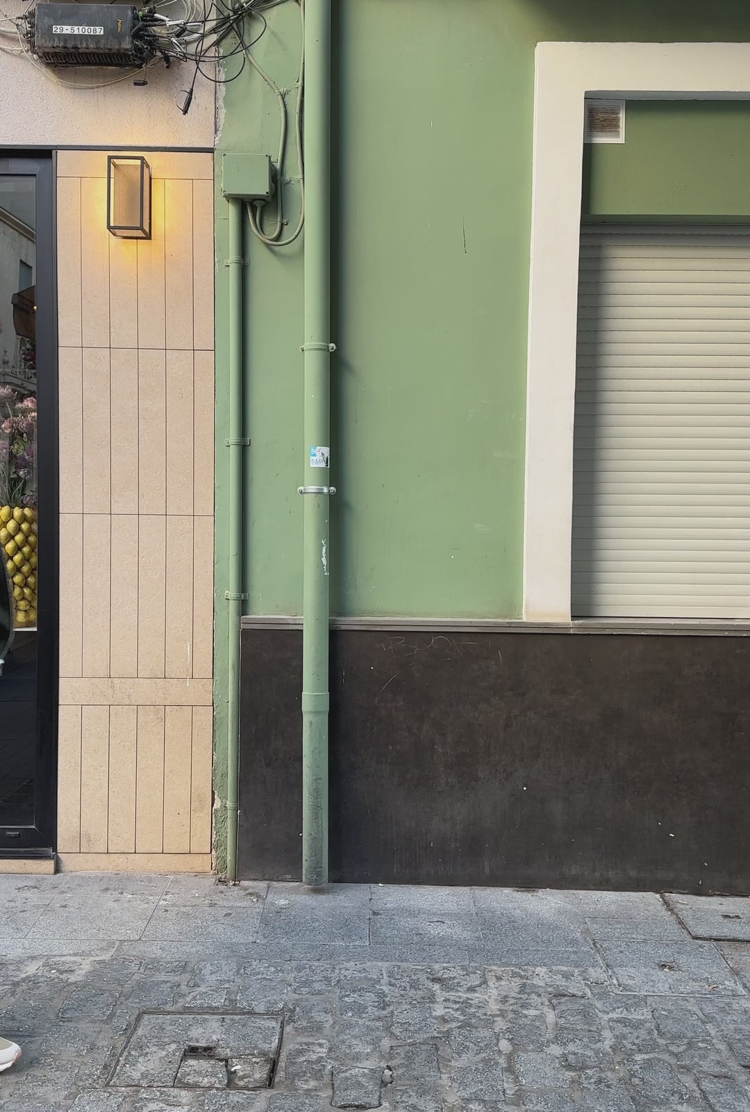 Charger la vidéo : Vibla Khaki