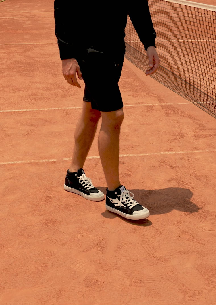 Charger la vidéo : High Echo Flame Black / White